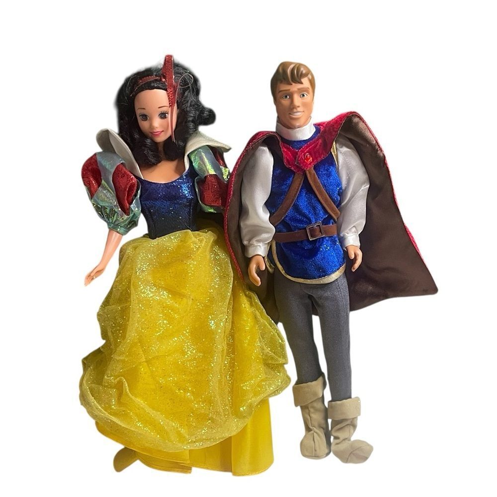 Vintage Disney Princess Snow White 90’s Princess & Prince Dolls RARE